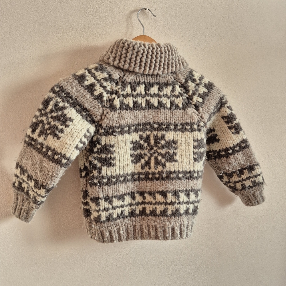 Vintage Cowichan Wool Sweater Size 5/6 Kids - Picture 2 of 6